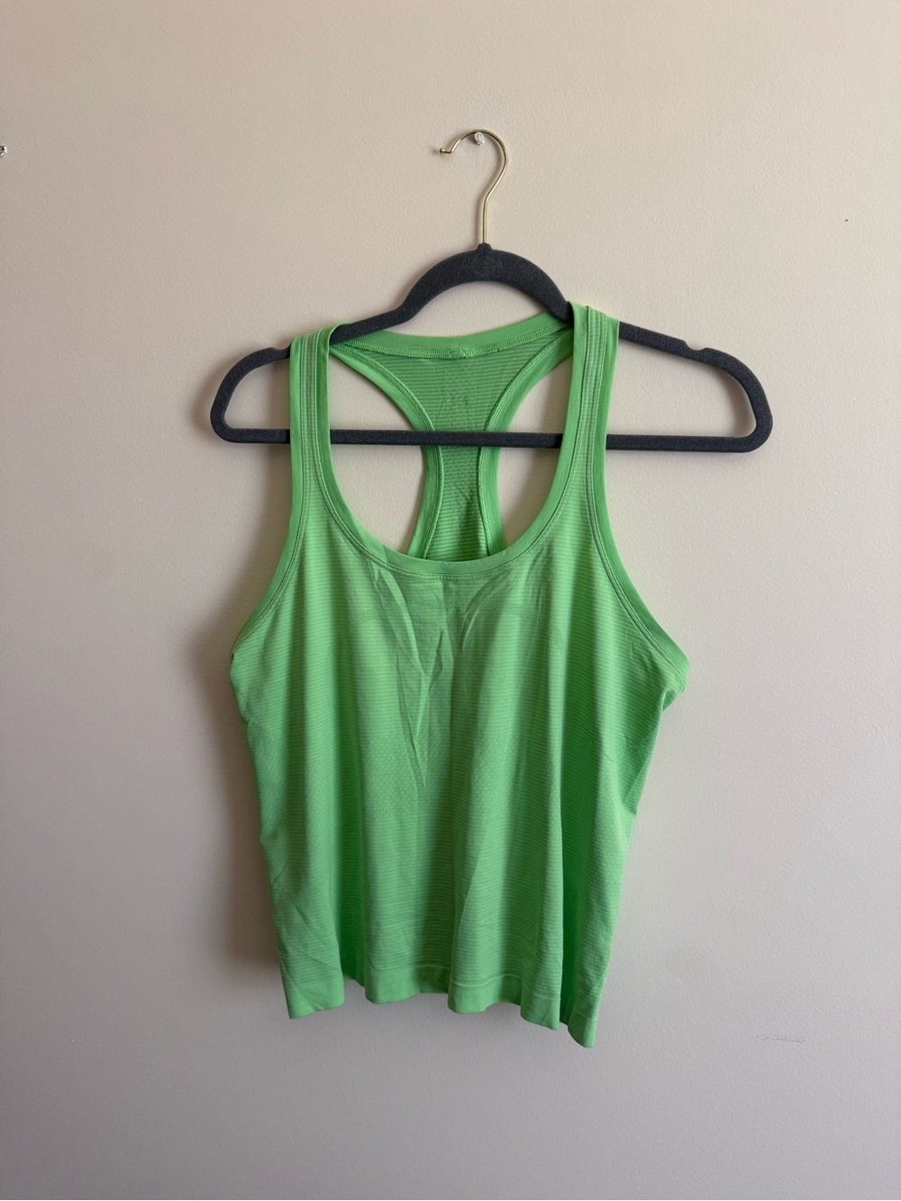 lululemon athletica swiftly tech racerback tank top 2.0 race length